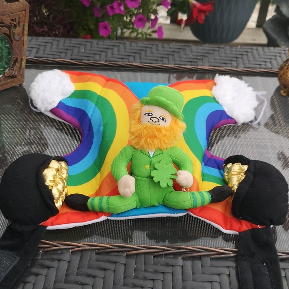 Halloween Small Dog Costume Leprechaun Riding A Rainbow π FUN See Measurements - Picture 3 of 15